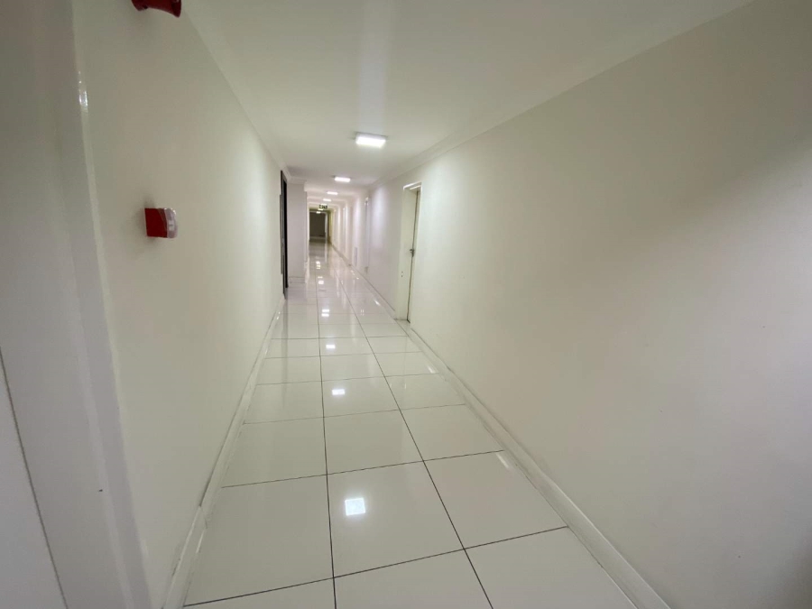 2 Bedroom Property for Sale in Zonnebloem Western Cape